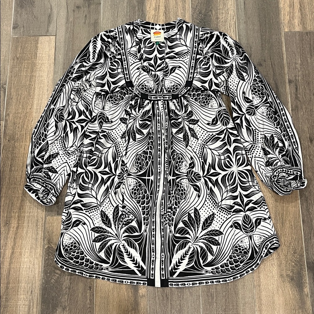 NEW FARM Rio Floral Tapestry Monochrome Long Sleeve Mini Dress Size Small - Picture 4 of 9